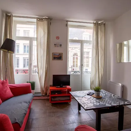 Royale Vieux 24h24h Access * Lille